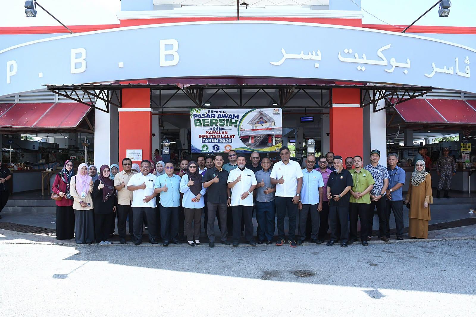 KEMPEN PASAR AWAM BERSIH DAN INFESTASI LALAT DI PASAR BESAR BUKIT BESAR, KUALA TERENGGANU